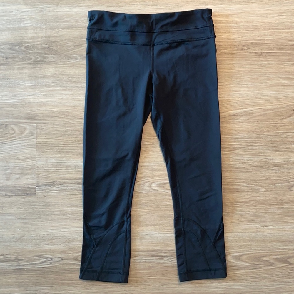 Lululemon Capri Leggings - Like New!